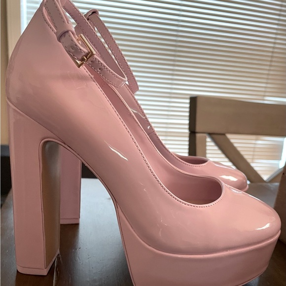 New Aldo “Fonda” platform Mary Jane’s in pink patent size 7.5 - Picture 4 of 4